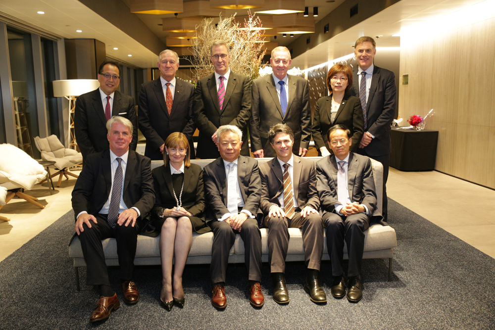 Mr Jin Liqun, President of the AIIB, is flanked by Ms Sue Kench, Australian Managing Partner, KWM; NSW Minister for Finance and Services, Hon Victor Dominello; Chinese Ambassador to Australia, Mr Cheng Jingye; Global Foundation Secretary General, Mr Steve Howard; colleagues from the Australian and Chinese practices of KWM.